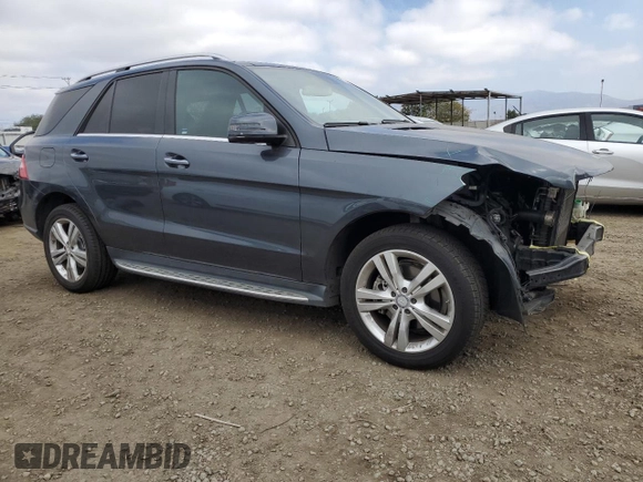 2014 Mercedes-Benz M 350 with VIN 4JGDA2EB9EA414993, listed as a Copart auction lot 43284585 with 163,067 mi miles and Salvage title. Bid and sale history available at DreamBid. Image 4.