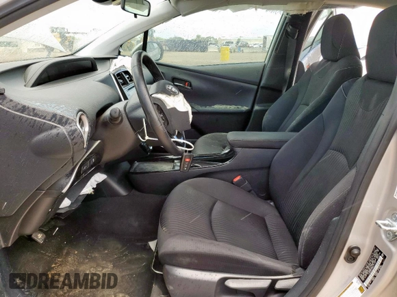 2021 Toyota Prius LE z VIN JTDKAMFP8M3177157, wystawiony jako Copart lot #63668045 z przebiegiem 44 760 mil mil oraz Czysty tytuł • Clean title. Historia ofert i sprzedaży dostępna na DreamBid. Obrazek 7.