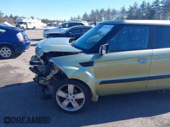 2010 Kia Soul + with VIN KNDJT2A23A7061651, listed as a IAAI auction lot 41685158 with 160,774 mi miles. Bid and sale history available at carsss.com. Image 13.