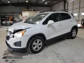 2016 Chevrolet Trax LT z VIN KL7CJLSB0GB666989, wystawiony jako Copart lot #55850675 z przebiegiem 96 539 mil mil oraz Szkoda całkowita • Salvage title. Historia ofert i sprzedaży dostępna na DreamBid. Obrazek 1.