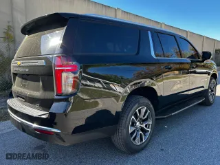 2021 Chevrolet Suburban LT with VIN 1GNSCCKD8MR416498, listed as a Copart auction lot 49164615 with 116,463 mi miles and Clean Title. Bid and sale history available at carsss.com. Image 4.
