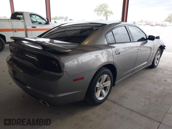 2011 Dodge Charger Rallye with VIN 2B3CL3CGXBH607876, listed as a IAAI auction lot 41778597 with 125,680 mi miles. Bid and sale history available at carsss.com. Image 4.