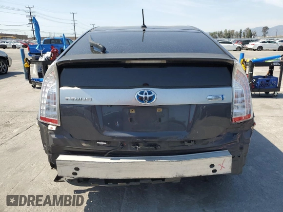 2014 Toyota Prius z VIN JTDKN3DP5E3061823, wystawiony jako Copart lot #51536045 z przebiegiem 231 036 mil mil oraz Szkoda całkowita • Salvage title. Historia ofert i sprzedaży dostępna na DreamBid. Obrazek 6.