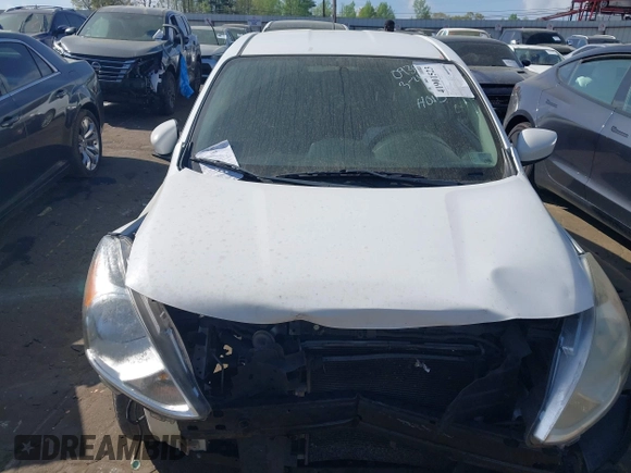 2018 Nissan Versa SV with VIN 3N1CN7AP0JK409549, listed as a IAAI auction lot 41901523 with 179,376 mi miles. Bid and sale history available at carsss.com. Image 12.