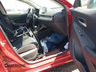2018 Toyota Yaris with VIN 3MYDLBYV9JY316736, listed as a IAAI auction lot 42000206 with Not Provided miles and . Bid and sale history available at DreamBid. Image 5.