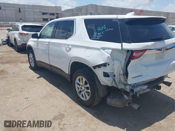 2020 Chevrolet Traverse LS z VIN 1GNERFKW0LJ144119, wystawiony jako IAAI lot #42561910 z przebiegiem 136 035 mil mil oraz . Historia ofert i sprzedaży dostępna na DreamBid. Obrazek 3.