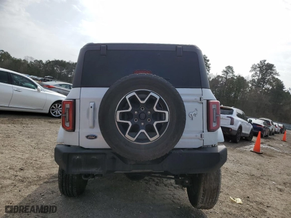 2023 Ford Bronco with VIN 1FMEE5BP7PLC15071, listed as a Copart auction lot 45321715 with 2,213 mi miles and Salvage Title. Bid and sale history available at carsss.com. Image 6.