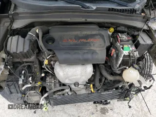 2015 Jeep Renegade Latitude with VIN ZACCJABT0FPB66817, listed as a Copart auction lot 53532285 with 69,102 mi miles and Salvage Title. Bid and sale history available at DreamBid. Image 11.
