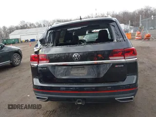 2021 Volkswagen Atlas SEL z VIN 1V2BR2CA6MC502917, wystawiony jako IAAI lot #41681068 z przebiegiem 49 994 mil mil oraz . Historia ofert i sprzedaży dostępna na DreamBid. Obrazek 16.