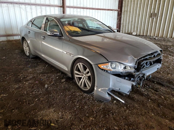 2012 Jaguar XJ XJL with VIN SAJWA2GB6CLV27068, listed as a Copart auction lot 80392293 with 88,636 mi miles and Salvage title. Bid and sale history available at DreamBid. Image 4.