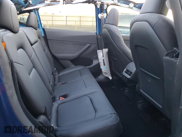 2025 Tesla Model Y Long Range with VIN 7SAYGDEDXSF232808, listed as a Copart auction lot 85647524 with 183 mi miles and Salvage Title. Bid and sale history available at DreamBid. Image 11.