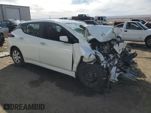 2018 Nissan LEAF S with VIN 1N4AZ1CP3JC307158, listed as a Copart auction lot 47318235 with Not Provided miles and Non Repairable. Bid and sale history available at DreamBid. Image 4.