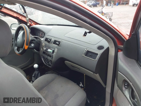 2005 Ford Focus S with VIN 3FAFP31N05R145425, listed as a IAAI auction lot 41964652 with 72,647 mi miles and . Bid and sale history available at carsss.com. Image 5.