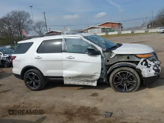 2014 Ford Explorer Sport z VIN 1FM5K8GT3EGB50077, wystawiony jako IAAI lot #41800325 z przebiegiem 147 132 mil mil oraz . Historia ofert i sprzedaży dostępna na DreamBid. Obrazek 14.