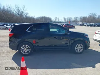 2019 Chevrolet Equinox LT with VIN 2GNAXUEV4K6135155, listed as a IAAI auction lot 41796183 with 104,554 mi miles and . Bid and sale history available at carsss.com. Image 13.