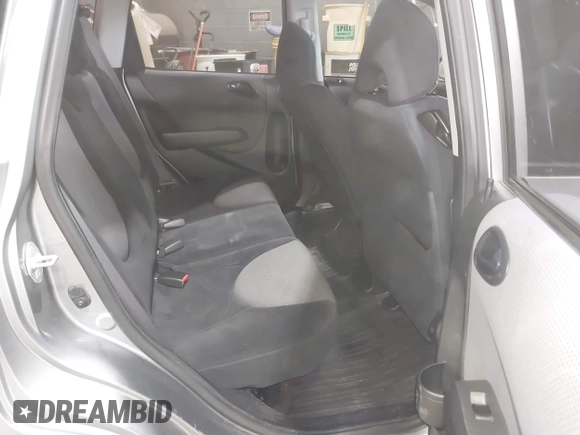 2007 Honda Fit Sport with VIN JHMGD37637S052380, listed as a IAAI auction lot 41219293 with 171,586 mi miles. Bid and sale history available at carsss.com. Image 8.