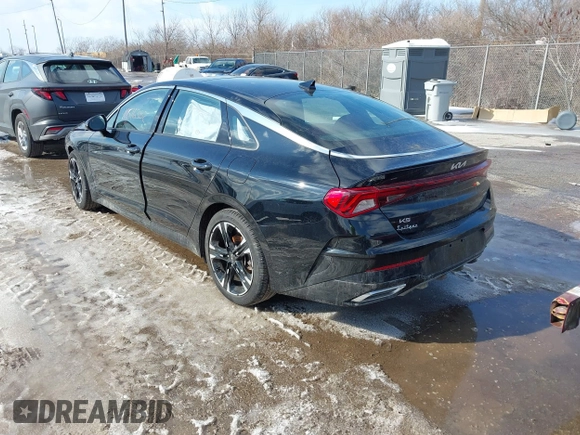 2024 Kia K5 GT-Line z VIN 5XXG64J28RG255382, wystawiony jako IAAI lot #41516382 z przebiegiem 12 330 mil mil oraz . Historia ofert i sprzedaży dostępna na DreamBid. Obrazek 3.