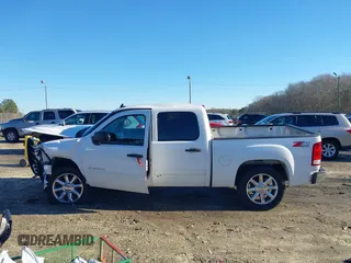 2013 GMC Sierra 1500 SLE z VIN 3GTP2VE74DG269163, wystawiony jako IAAI lot #41212056 z przebiegiem 177 367 mil mil oraz . Historia ofert i sprzedaży dostępna na DreamBid. Obrazek 14.