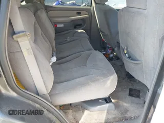 2002 GMC Yukon SLT z VIN 1GKEK13Z42J299221, wystawiony jako IAAI lot #40302959 z przebiegiem 260 096 mil mil oraz . Historia ofert i sprzedaży dostępna na DreamBid. Obrazek 8.