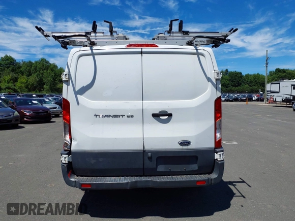 2017 Ford Transit z VIN 1FTYE1ZM4HKA28769, wystawiony jako IAAI lot #42692562 z przebiegiem 240 533 mil mil oraz . Historia ofert i sprzedaży dostępna na DreamBid. Obrazek 16.