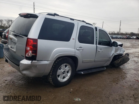 2011 Chevrolet Tahoe LT z VIN 1GNSCBE06BR350033, wystawiony jako Copart lot #88861575 z przebiegiem 171 373 mil mil oraz Szkoda całkowita • Salvage title. Historia ofert i sprzedaży dostępna na DreamBid. Obrazek 3.