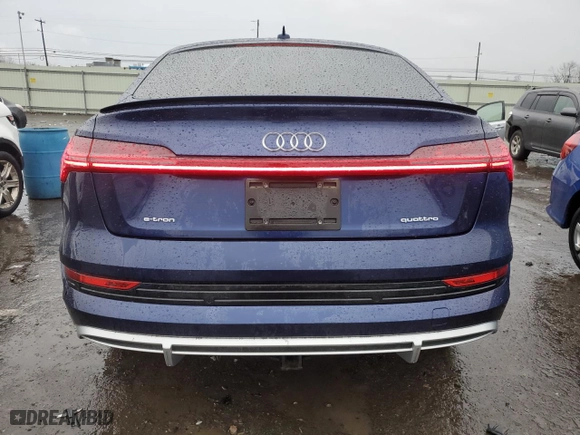 2021 Audi e-tron Sportback Prestige with VIN WA13AAGE2MB020112, listed as a Copart auction lot 44915684 with 35,147 mi miles. Bid and sale history available at carsss.com. Image 6.
