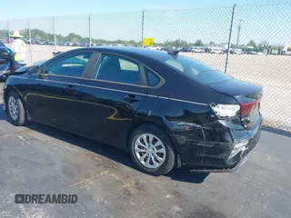 2019 Kia Forte LXS с VIN 3KPF24AD7KE097611, выставлен на аукционе IAAI как лот 42323607 с пробегом 30 697 миль миль и . История ставок и продаж доступна на DreamBid. Изображение 3.