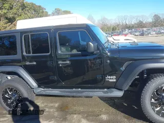 2018 Jeep Wrangler Unlimited Sport с VIN 1C4HJXDN5JW131695, выставлен на аукционе IAAI как лот 41640197 с пробегом 115 622 миль миль и . История ставок и продаж доступна на DreamBid. Изображение 13.