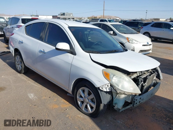 2014 Nissan Versa SV with VIN 3N1CN7AP6EL818719, listed as a IAAI auction lot 41958349 with 71,208 mi miles. Bid and sale history available at carsss.com. Image 1.