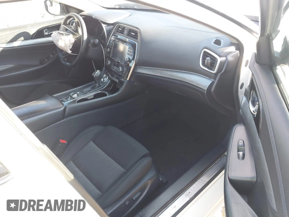 2017 Nissan Maxima SV with VIN 1N4AA6APXHC392355, listed as a IAAI auction lot 41153272 with 83,384 mi miles and . Bid and sale history available at DreamBid. Image 5.