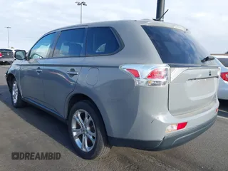 2014 Mitsubishi Outlander SE z VIN JA4AD3A37EZ011335, wystawiony jako IAAI lot #42115343 z przebiegiem 129 159 mil mil oraz . Historia ofert i sprzedaży dostępna na DreamBid. Obrazek 3.