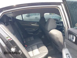 2017 Nissan Maxima S with VIN 1N4AA6AP7HC414344, listed as a IAAI auction lot 42436531 with 97,318 mi miles and . Bid and sale history available at DreamBid. Image 8.