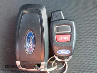 2017 Ford Fusion SE z VIN 3FA6P0HD4HR179674, wystawiony jako IAAI lot #42221747 z przebiegiem Nie podano mil oraz . Historia ofert i sprzedaży dostępna na DreamBid. Obrazek 11.