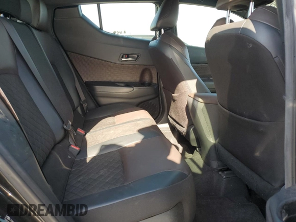 2019 Toyota C-HR XLE z VIN JTNKHMBX9K1016158, wystawiony jako Copart lot #54121995 z przebiegiem 119 716 mil mil oraz Szkoda całkowita • Salvage title. Historia ofert i sprzedaży dostępna na DreamBid. Obrazek 11.