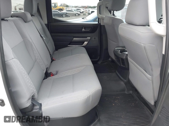 2022 Toyota Tundra 2WD SR5 with VIN 5TFLA5AB5NX011470, listed as a IAAI auction lot 41869074 with 48,488 mi miles. Bid and sale history available at carsss.com. Image 8.
