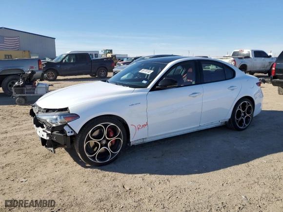2023 Alfa Romeo Giulia Veloce with VIN ZARFAMBN8P7671236, listed as a Copart auction lot 89178745 with 45,168 mi miles and Salvage Title. Bid and sale history available at carsss.com. Image 1.
