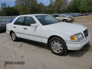 1997 Mercedes-Benz C 230/260/280/320 z VIN WDBHA28E6VA514172, wystawiony jako Copart lot #54156745 z przebiegiem 157 074 mil mil oraz Szkoda całkowita • Salvage title. Historia ofert i sprzedaży dostępna na DreamBid. Obrazek 4.