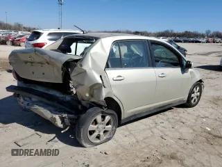 2008 Nissan Versa S z VIN 3N1BC11E48L449005, wystawiony jako Copart lot #45489465 z przebiegiem 157 254 mil mil oraz Szkoda całkowita • Salvage title. Historia ofert i sprzedaży dostępna na DreamBid. Obrazek 3.