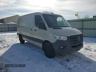 2020 Mercedes-Benz Sprinter with VIN W1W4EBHY6LT021368, listed as a Copart auction lot 42975455 with 101,583 mi miles and Salvage Title. Bid and sale history available at DreamBid. Image 4.