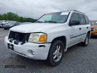 2006 GMC Envoy SLE z VIN 1GKDT13S562116159, wystawiony jako IAAI lot #42361666 z przebiegiem 243 466 mil mil oraz . Historia ofert i sprzedaży dostępna na DreamBid. Obrazek 6.