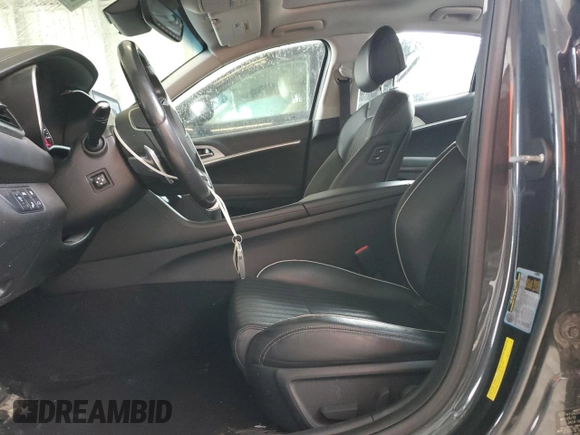 2020 Genesis G70 2.0T with VIN KMTG34LA2LU047675, listed as a Copart auction lot 59185575 with 117,385 mi miles and Non repairable. Bid and sale history available at DreamBid. Image 7.