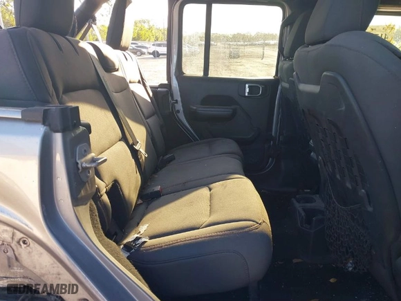 2020 Jeep Wrangler Unlimited Rubicon with VIN 1C4HJXFN1LW114022, listed as a IAAI auction lot 41760099 with 87,622 mi miles. Bid and sale history available at carsss.com. Image 8.