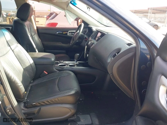2015 Nissan Pathfinder Platinum with VIN 5N1AR2MM9FC668756, listed as a IAAI auction lot 41346842 with 105,875 mi miles. Bid and sale history available at carsss.com. Image 5.