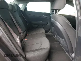 2018 Kia Optima LX z VIN KNAGT4L36J5213362, wystawiony jako Copart lot #56749365 z przebiegiem 122 662 mil mil oraz Szkoda całkowita • Salvage title. Historia ofert i sprzedaży dostępna na DreamBid. Obrazek 10.
