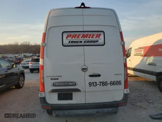 2019 Freightliner Sprinter Cargo Van with VIN WDYPF0CD7KP029781, listed as a Copart auction lot 47475275 with 162,092 mi miles and Clean Title. Bid and sale history available at carsss.com. Image 6.