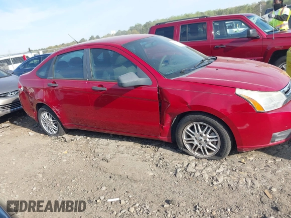 2009 Ford Focus SE with VIN 1FAHP35N89W188335, listed as a IAAI auction lot 41800622 with 164,176 mi miles. Bid and sale history available at carsss.com. Image 6.
