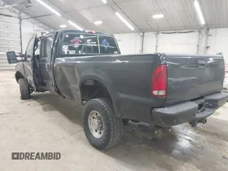 2004 Ford F-350 XL z VIN 1FTSW31P74EB44030, wystawiony jako IAAI lot #42232329 z przebiegiem 141 796 mil mil oraz . Historia ofert i sprzedaży dostępna na DreamBid. Obrazek 3.