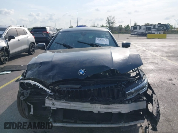 2020 BMW 3 Series 330i with VIN 3MW5R1J07L8B22314, listed as a IAAI auction lot 41867745 with 86,681 mi miles. Bid and sale history available at carsss.com. Image 12.