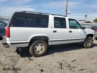 1997 Chevrolet Suburban with VIN 3GNFK16R6VG108892, listed as a Copart auction lot 50504805 with 200,647 mi miles and Clean Title. Bid and sale history available at carsss.com. Image 3.