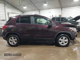 2022 Chevrolet Trax LT with VIN KL7CJPSM8NB543754, listed as a IAAI auction lot 41521615 with 41,291 mi miles. Bid and sale history available at carsss.com. Image 13.